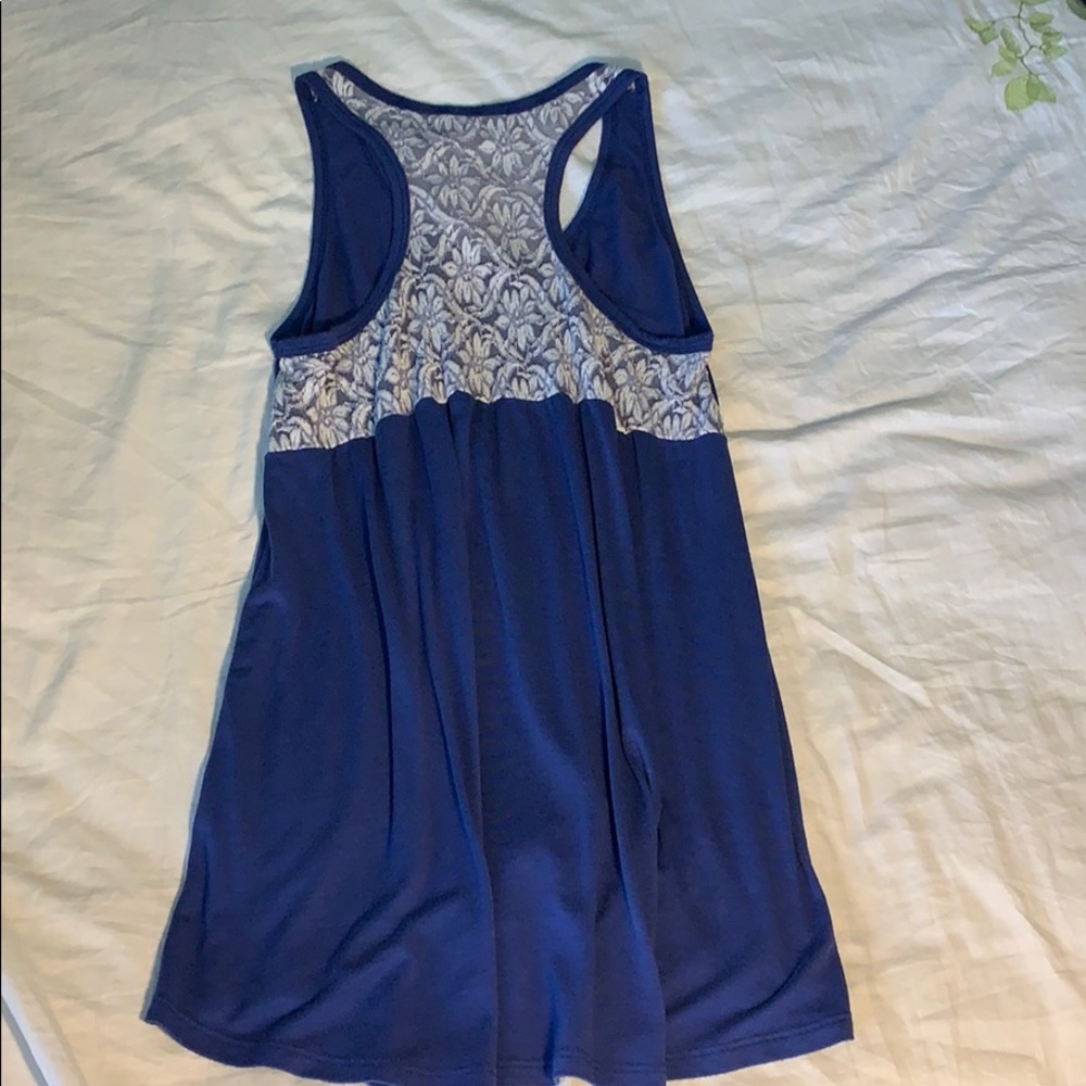 Navy sleeveless LELIS top.